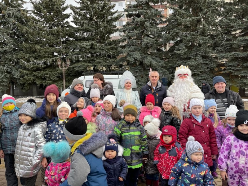 Ставропольские депутаты подарили детям праздник