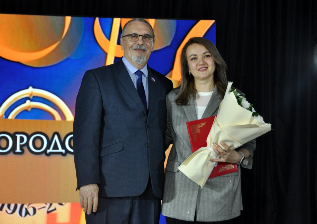 Шесть десятилетий тепла и стабильности: в Ставрополе торжественно отметили юбилей АО «Теплосеть»