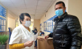 Евгений Пятак передал партию СИЗов в поликлинику №5 города Ставрополя