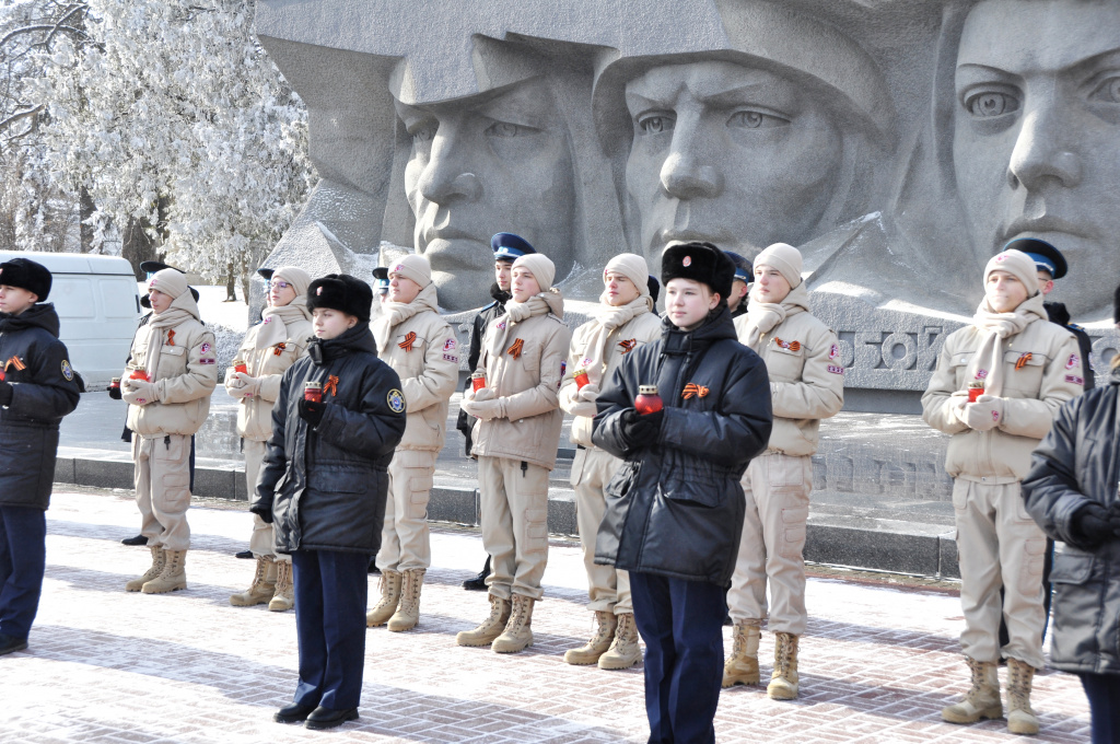 И помнит мир спасённый: в Ставрополе почтили память героев в 83-ю годовщину освобождения города